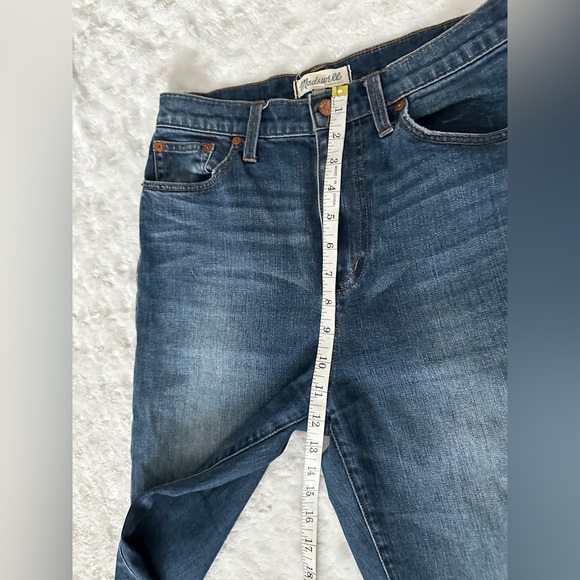MADEWELL High Rise Straight Frayed Ankle Jean - Picture 10 of 10